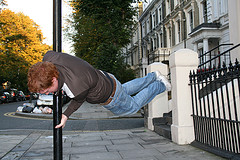 Het is vandaag Wereldpaaldansdag